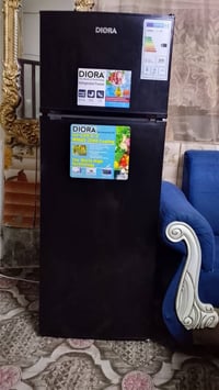 ثلاجه • حجم وسط • استعمال قليل