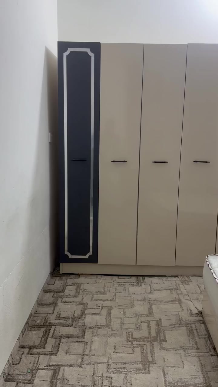 غرفة اخشاب تركية استعمال 5اشهر فقط نظيفة جدا بلا ضرر تحتوي على 6 قطع والدوشك وياها هديه والسعر ب500 وبيها مجال حك الجيه وتجي تشوف وتقتنع ياله تاخذ علما مكان الغرفه كربلاء


**إذا كنت صاحب هذا الإعلان وتريد حذفه لأي سبب، رجاءا أرسل رسالة إلى الدعم الفني**