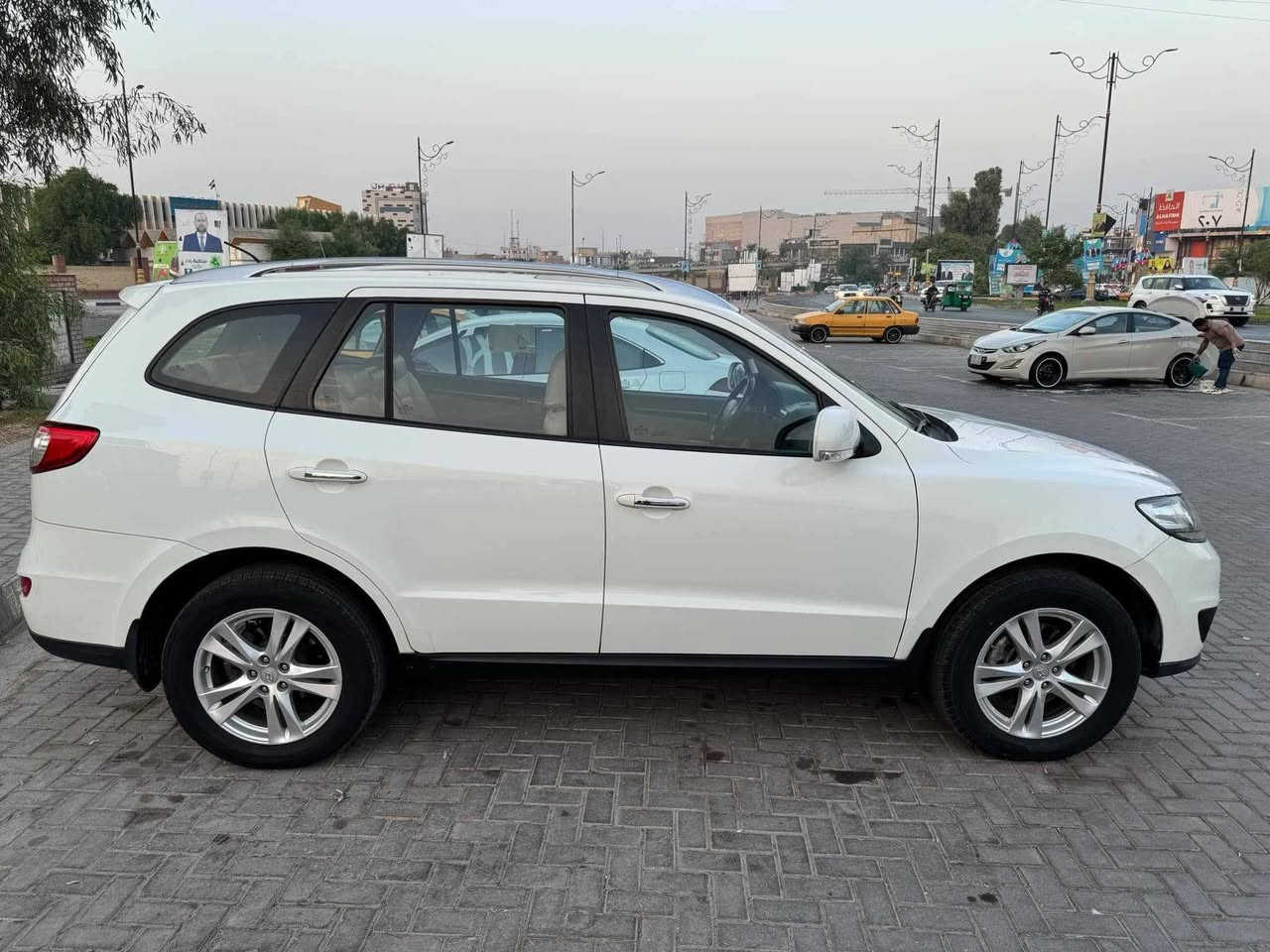 للبيع 
***********
