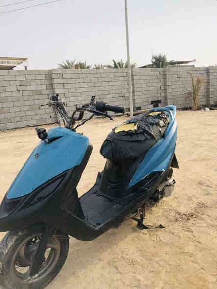 فراشه للبيع سعر225وبيها مجال المكان البصره بني منصور رقم واتساب  ***********
