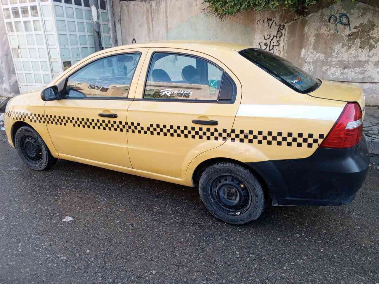 السلام عليكم افيو للبيع موديل 2009محرك استرة
هيئة وغرامات صفر 
تدفئة وتبريد فول
مابيهة كابون 
صاحبه الشرعي موجود بل موصل
سعر$55
الستفتار***********
