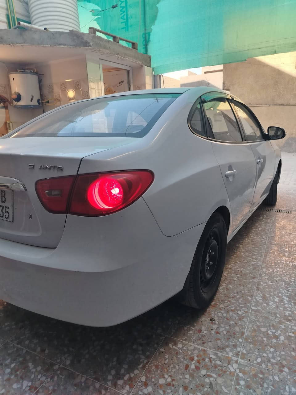 السلام عليكم
موديل 2011 هزه ورقم جديد
بغداد بسمي
فتحه
مكينه 2000
تخم تاير جديد
صدر أمامي جديد
ماشيه 241 الف
سياره بيه مكانات صبغ
مكان بغداد

رقم   ***********

سعره 105 $  وبيه مجال
