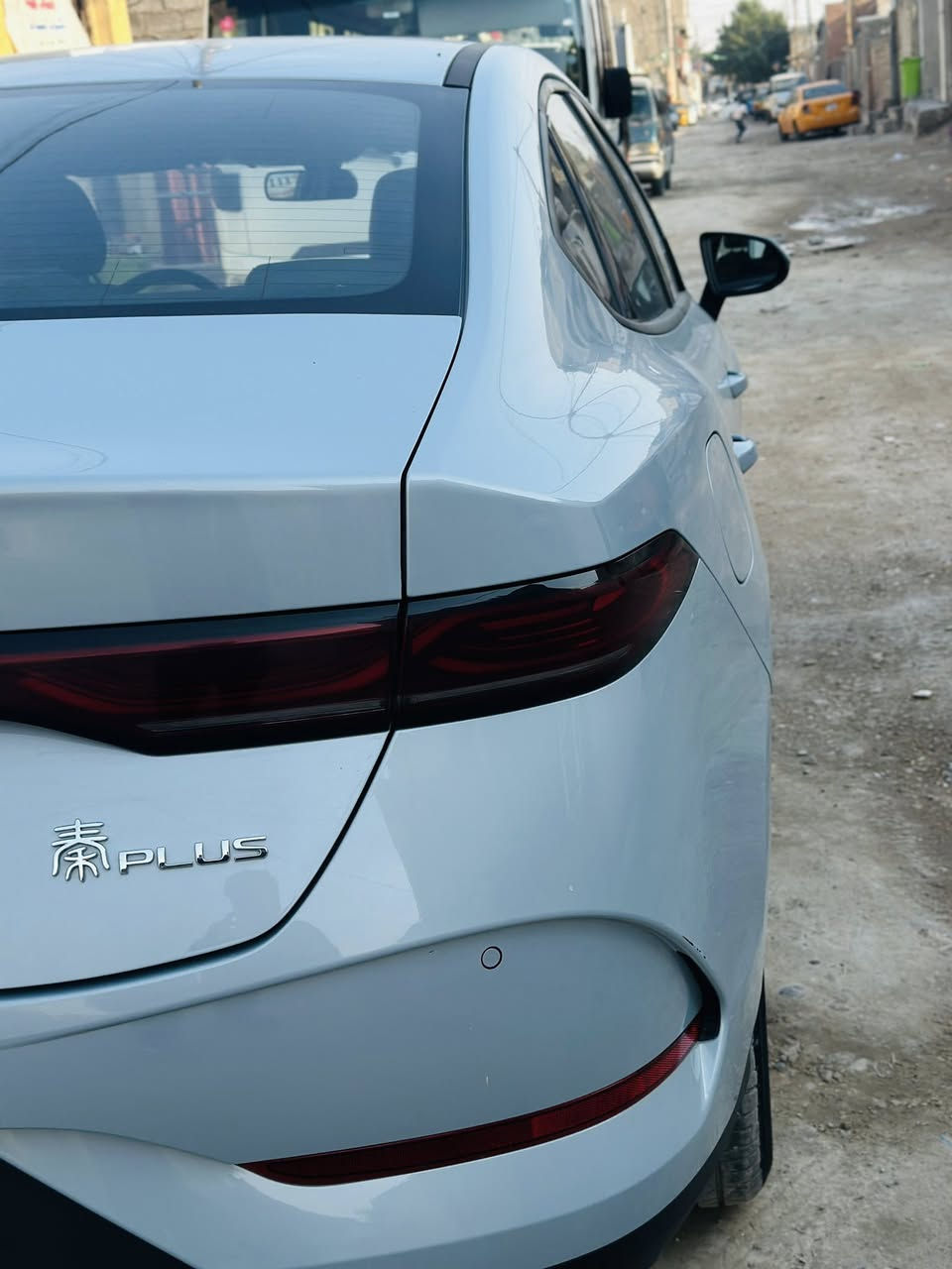 السلام عليكم 
بي واي دي 2025 جن بلاس 
لونهاا مميز سمائي لون كلش قليل موجود
لونها يفرق عن باقي الالون ب 500 الف
ماشية 4 الاف ونص قابلة لزيادة 
سيارة مرقمة وكاملة ومكفولة من كلشي 
الشاشة مالتها مبرمجة تطلع فديوات وتطبيقات السعر/18 ونص مليون دينار عراقي  العنوان بغداد

للاستفسار هنا عبر الماسنجر او عبر الواتساب ***********
