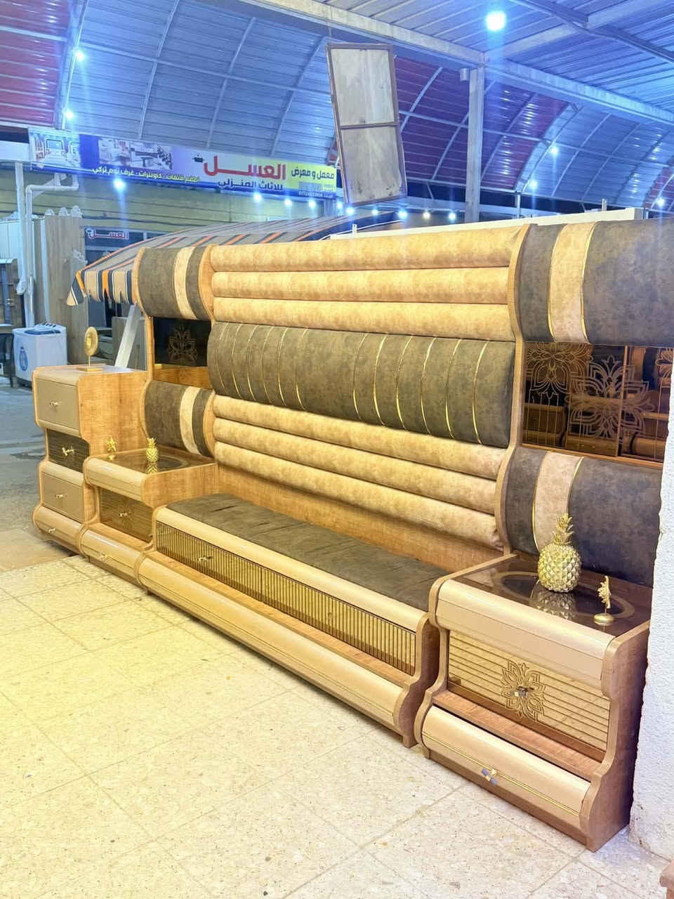 ✨ غرفة تركي  اصلي صبغ حراري  11 قطعة ✨
نظام سلايت وابواب بروفايل فاخر
سرير مخزن جك 
 ضهر بلوك
 جام برونزي 
 قماش وتر بروف أصلي
 سرير مخزن جك 
✨ نظافة 90/💯
 السعر  / خاص 
شد ونقل مجاني داخل بغداد
توصيل للمحافظات بأسعار رمزية


**إذا كنت صاحب هذا الإعلان وتريد حذفه لأي سبب، رجاءا أرسل رسالة إلى الدعم الفني**