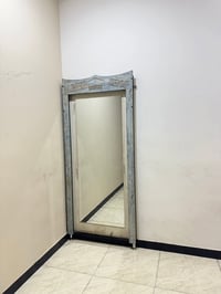 مراية حلاقة • نظيفة • نهروان