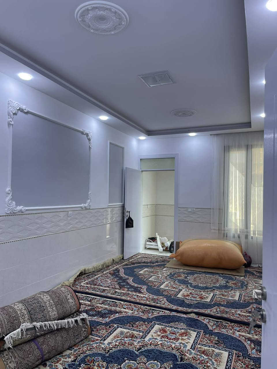 هات هات خاوی نایابو هەرزان 120متری

سلام علیکم خانو لەڕزگاری شاکەل
#خانووی_مۆدێرن بۆ فرۆشتن  قەزای ڕزگاری
ناونیشان 📍کەلار _ قەزای ڕزگاری (سموود)

◼️ گەڕەکی شاکەل 🌃🌆
◼️نزیکی مزگەوتی خێرخوازان 🏙️
◼️ ڕووبەری 6 بە 20 = 120 مەترە 📏📐
◼️  ڕووی لە خۆری بەیانیە 🕋 🕌
◼️ فوول مۆدێرن و سەردەمیانە کراوە
◼️ کۆڵانی پان و فراوانە 🛣️
◼️ کامل مەترو بیست کاشییەو دکتی بۆ کراوە

مواسەفاتەکانی ئەم خانوە پێکهاتوەلە👇

 (دەرەوەی ئەسترۆپۆڵە )[دەرگاوپەنجەری]
[ دەرەوەی] (ئەلەمنیۆمە) (ناوەوەی ئەدۆ تورکیە)
(سەقفی هەمووژوورەکان مەغربیە) ✅

🔴 ژوورەکانی ئەم خانووانە پێکهاتوون لە ⬇️

🔶 میوان 🪑🚪
🔶 مساعد مطبخ 🍽️🫖
🔶 مطبخ 
🔶 هۆڵێک 🖼️
🔶 دوو ژووری نوستن 🛋️🛏️
🔶 ڕۆشنایی 🪟
🔶 مشتەمەلات 🛁🚿
ــــــــــــــــــــــــــــــــــــــــــــــــ
بۆزانیاری زیاترپەیوەندی بکەن بەم ژمارەموبایلانەی خوارەوە

***********
***********
