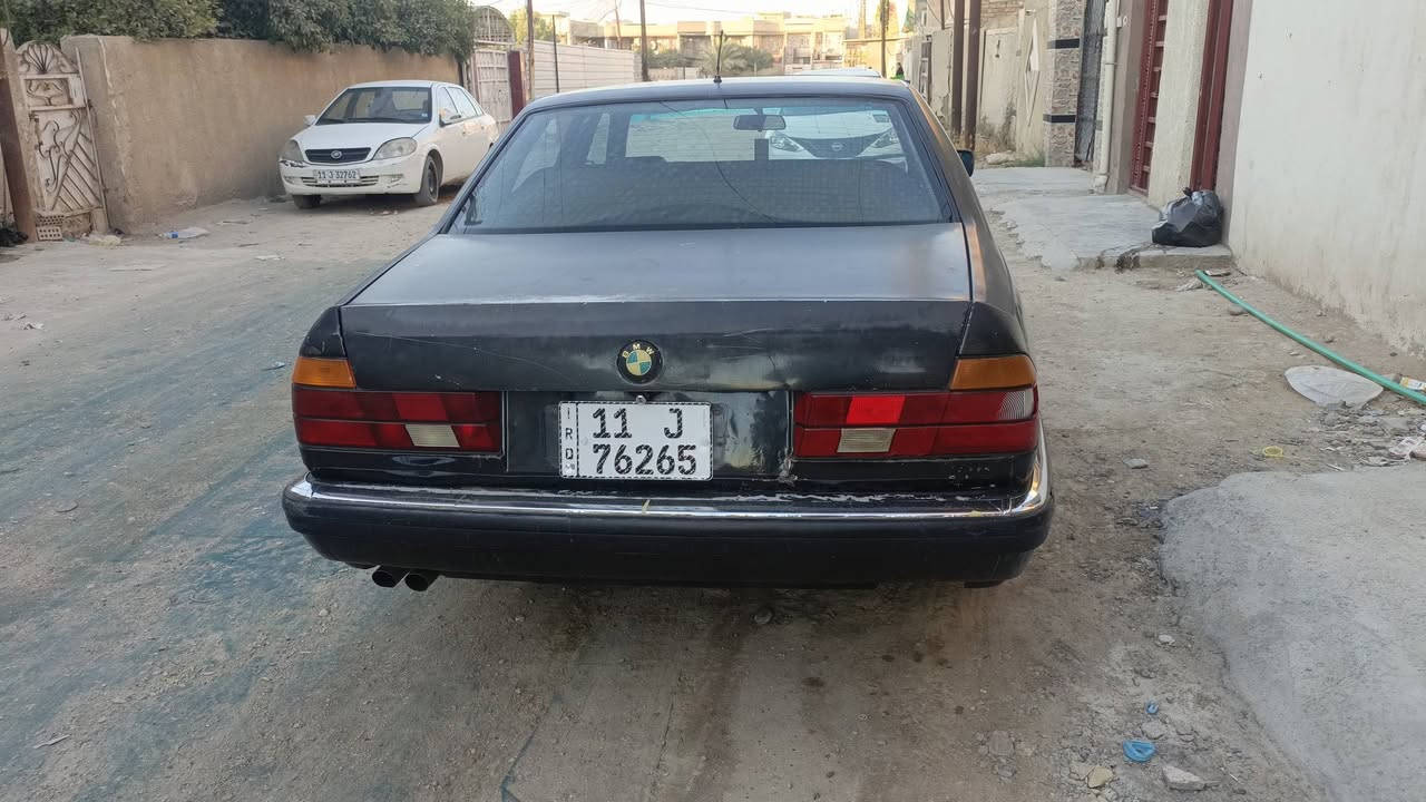 سلام عليكم من رخصت لادمن بي ام 92 سياره بلاديه تبريد شغال سنويه بسمي كير مكينه مكفولات مكاني بغداد التاجيات *********** السعر 38
