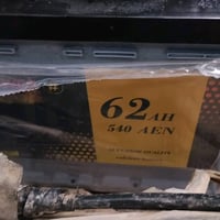 باتري حجم صغير مناسب لاي سيارة شغال بشرط جديد بليلون سعر 50 الف بيها م...