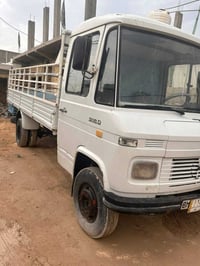 اخرس • موديل ٨١ • ستيرن باور