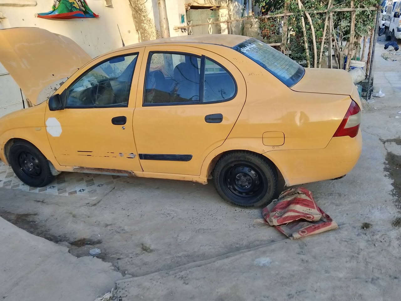 السلام عليكم اعادة النشر  طيبه موديل 15 مكينه وكير مكفولات بيها باب مبدل معامله كامله واكفه عل بصمه 
مصفره هيئه وغرمات تبريد ثلج حماوه جوه الربع بتبريد 
رايدها  26 قفل  ***********
