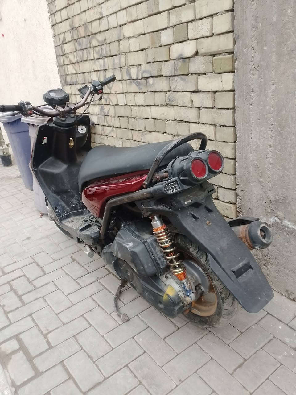 السلام عليكم بسبب الوعود كاذبه سكنس جبلي تحوير كابريتر فقط دراجه متروكه ابيع على هاي حطه يحتاجله كابريتر مكان الرائسه مال العبيدي هذا رقمي عراضه كامله ٦٥٠ وبي قليل مو شراي لايخابرني ***********
