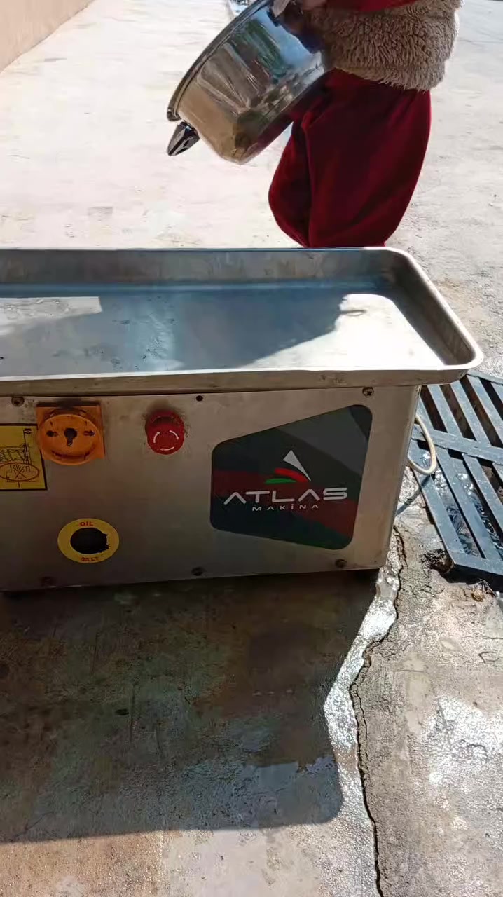 ماكينه لحم ثرم للبيع العنوان فايدة دوميس السعر 200,000


**إذا كنت صاحب هذا الإعلان وتريد حذفه لأي سبب، رجاءا أرسل رسالة إلى الدعم الفني**