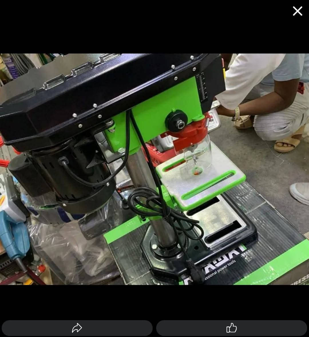 للبيع دريل حفر ثابت (Drill Press) ADAWAT 🔧
مثقاب طاولة مستخدم استعمال عملي وخفيف
مشتريه للشغل وخلص الشغل، وحالياً ما محتاجه
✅ نظيف
✅ شغال 100%
✅ ويا كامل ملحقاته
✅ دقة عالية بالحفر
✅ مناسب للورش، النجارة، الحديد الخفيف، صيانة الموبايل
📌 الموديل: ADAWAT AD-45013
📌 العدد: 2
💰 السعر 120
مشتريهن 240 الف 
📍 الناصرية – المركز
📞 ***********
