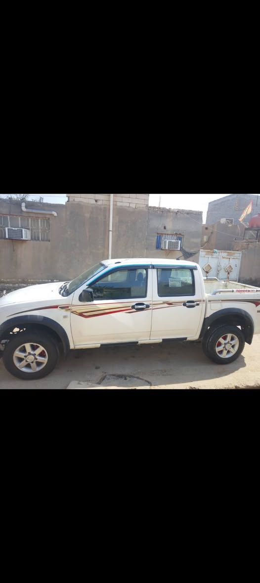 للبيع شوفر ليت لوف موديل 2005 مزاد وزاره الداخليه مكينه وكير فيفتي سياره جاهزة مابيه كل نقص سعره 45ورقه وبيه مجال مكان ناصريه الرفاعي ***********
