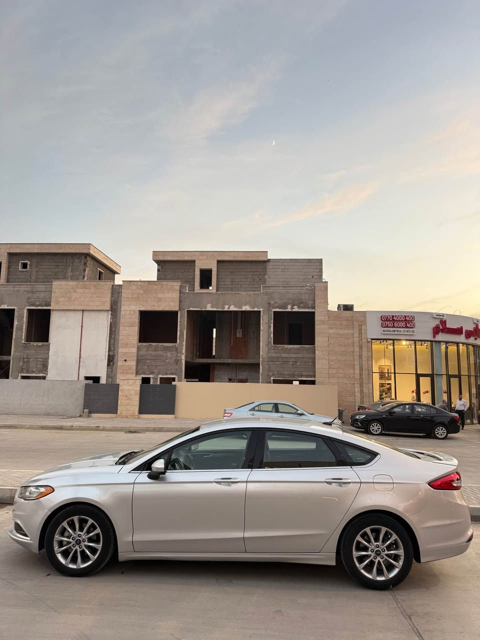 السلام عليكم ورحمة الله وبركاته 

‏‎       ——— لـلـبـيع  ———

‏‎ فورد فيوچن .      —      Ford Fusion

‏‎وراد أمريكي.        —  بدون ايرباك 

‏‎الموديل               — 2017 

فئة                      — SE  

حجم المكينه       — V4/2500 

‏‎اللون                   — فضي   

المسافه المقطوعه —125.000 

حالة السياره.    — سرقه ( صبغ نص جاملغ + جاملغ فقط ) 

‏‎المواصفات 
‏‎- بصمة تشغيل
-بصمة أبواب 
‏‎-ترحيب عند الاقتراب 
-ليد نهاري 
‏‎- شاشه كبيره تدعم نظام الأبل كار باي ونظام الاندرويد 
‏‎- شاشه عداد 
‏‎- ستيرن بحركه كهربائيه 
‏‎-تبريد منفصل 
-تبريد قطعتين 
‏‎- بگ لايت LED 
‏‎- كود باب 
‏‎-تحكم ستيرن جهتين 
‏‎-تحديد سرعه 
‏‎-مانع انزلاق 
-حساس خلفي 
-كرسي السايق والراكب بحركة كهربائيه 
‏‎-ليد نهاري
‏‎-گير ماوس 
‏‎-كامره خلفيه دواره
‏‎باقي المواصفات المعروفه 

‏‎السعر            — اكتب تم ويوصلك السعر مباشر 

رقم السياره    — أربيل 

‏‎موقع  السياره — السليمانية 

‏‎للأستفسار.     — ***********—*********** السليمانية, العراق
