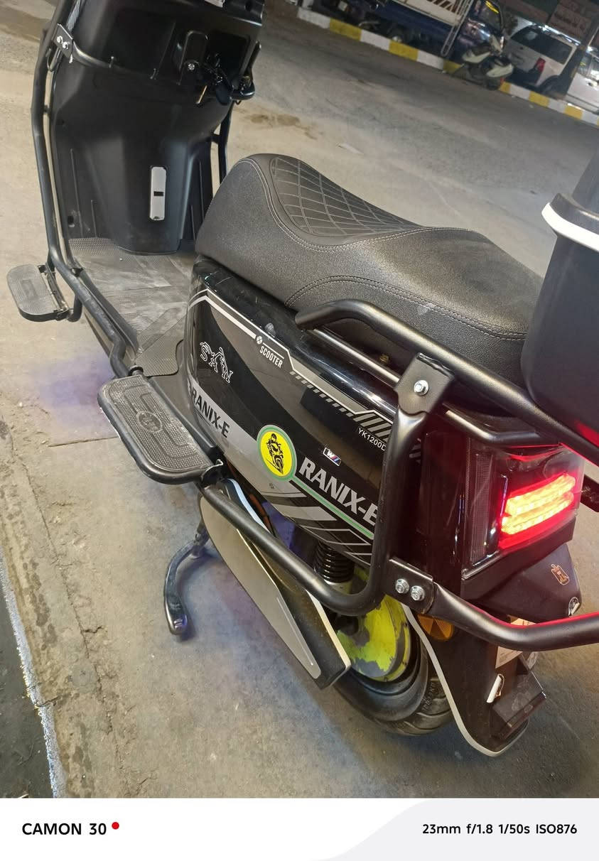 للبيع ريان دراجه كهرباي شحن سعر ٨٠٠ وبي مجال ***********
