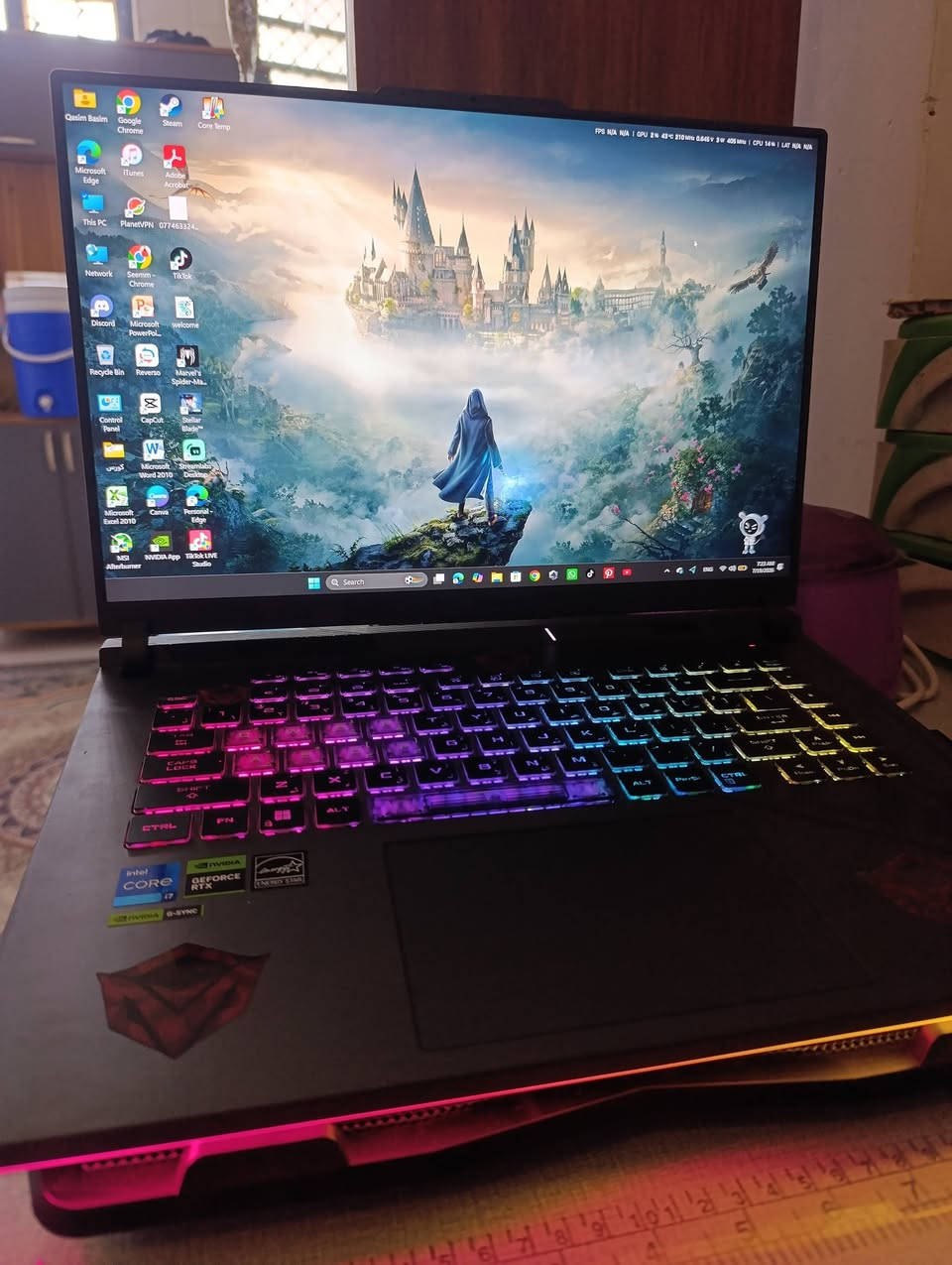 🔥 لابتوب Gaming ASUS ROG Strix للبيع – نظافة 100% 🔥
💻 الموديل: ASUS ROG Strix G16
⚡ المعالج: Intel Core i7 الجيل 13 (13650HX)
🎮 كرت الشاشة: RTX 4060 (8GB)
🧠 رام: 16GB
💾 ذاكرة: 512GB SSD
🖥 نظام: Windows 11
🌈 كيبورد RGB احترافي للألعاب
✅ الحالة:
نظيف جداً مثل الجديد ✔️
استعمال خفيف ✔️
ما بيه أي مشاكل ✔️
📦 المرفقات:
الكارتون موجود ✔️
جميع الملحقات الأصلية موجودة ✔️
رقم التواصل واتس اب واتصال: ***********
السعر 1600 وبي مجال قليل محتاج واريد بيعه
