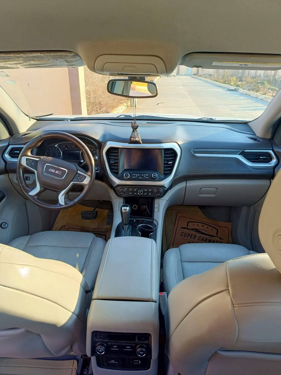 Acadia 2017
٢ قطع صبغ جملغ و صندوق خلفي

160$ و معاملة
مكان سيارة ـــ ڕانیە
***********
