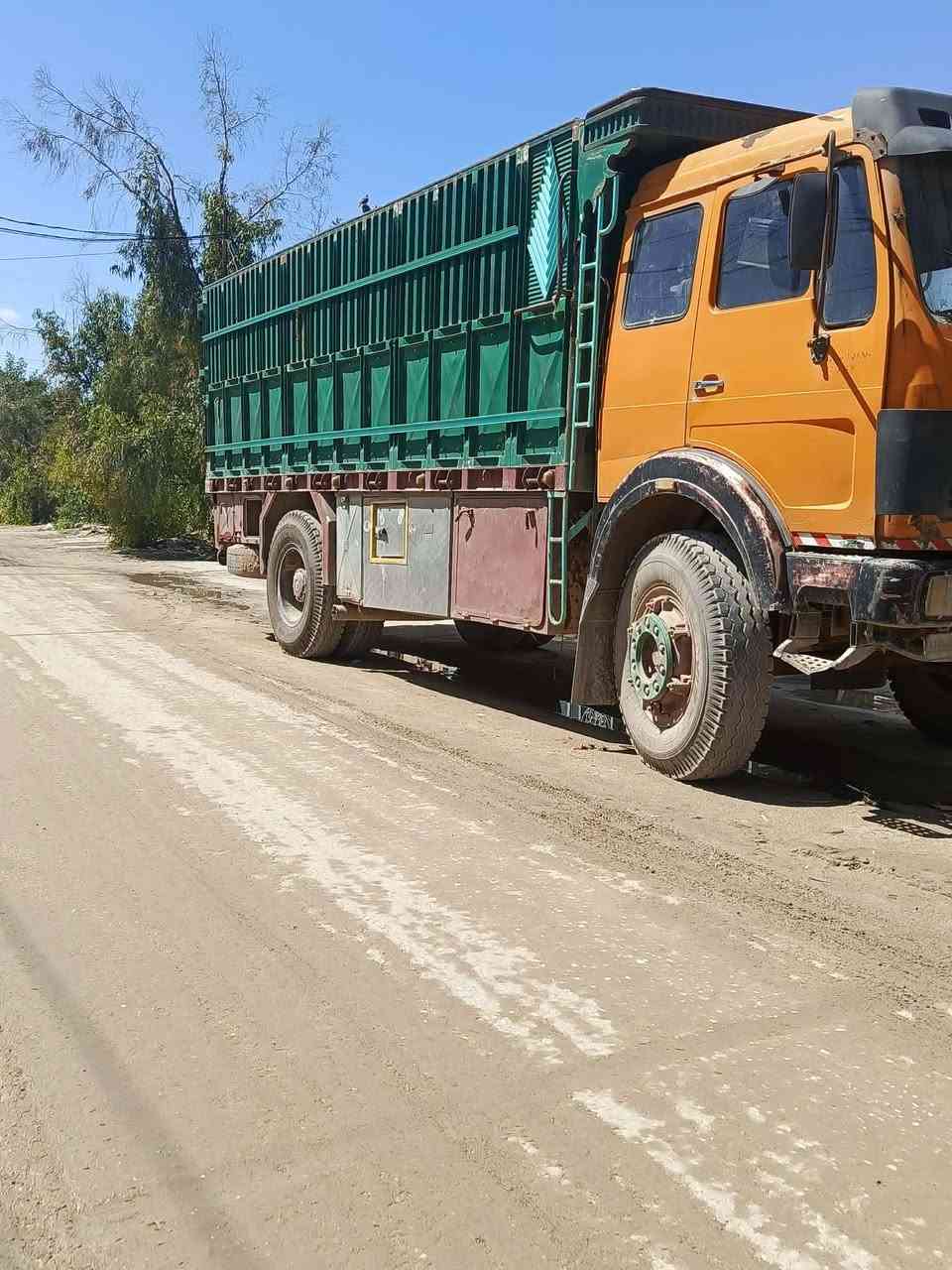 للبيع البي 75كير 130محرك 28تخم تاير رقم الماني شاصي مكفول مكان نجف مكلف بنشر ***********
