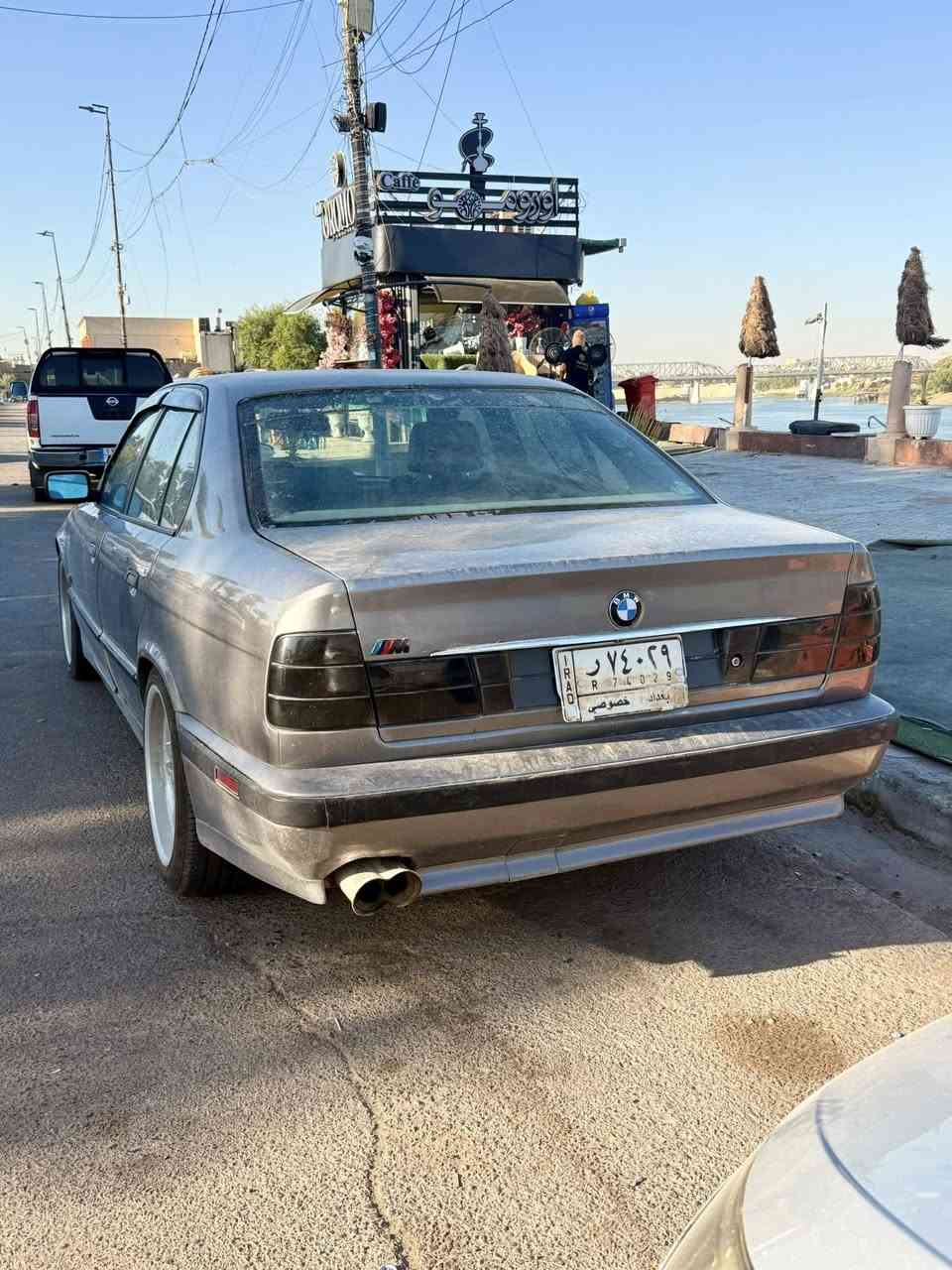 535
عليها 44 مي 
السياره كلشي بيها جديد
ابيع فقط
***********
