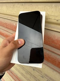 ايفون 16 برو ماكس  ذاكره 256 بطاريه 94  جهاز نضيف جدا  سعره 1075 الف  ...