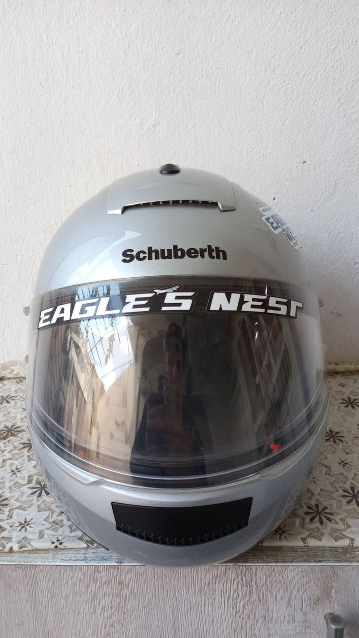 خوذة الماني اصلي فتحتات تهوية حقيقي فك متحرك للبيع او مراوس قياس m/l


**إذا كنت صاحب هذا الإعلان وتريد حذفه لأي سبب، رجاءا أرسل رسالة إلى الدعم الفني**