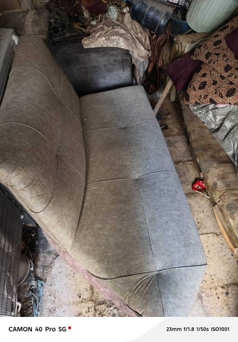 تخم للبيع قطعتين بسعر ١٥٠ بحاله جيده وبي مجال مكاني الشعب شارع الصحه رقمي 
*********** بغداد, العراق
