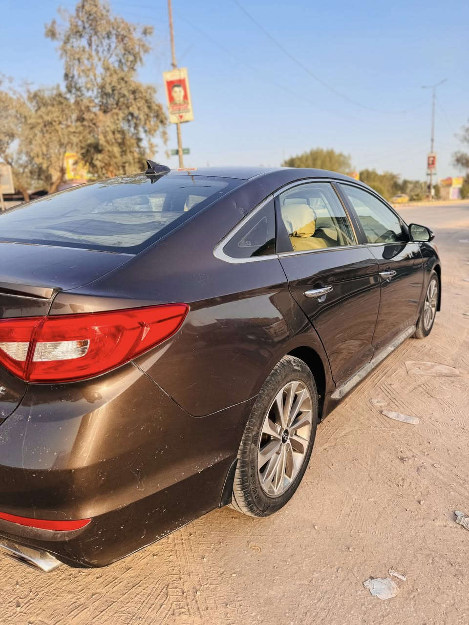 سلام عليكم     ::                                                              سوناتا موديل 2015      
قطعه وحده بنديد فقط الباقي لبل واحد 
بصمه
بصمة اباواب 
رادار جانبي
تحديد مسار  
كزوزين سبورت 
ثلاث انظمة قياده 
تحكم جيهتين
شاشه كامره دواره
تبريد ثلج 
رقم ذي قار بأسمي  مشروع وطني تحويل ثاني يوم 
مكان السياره نجف 
***********
