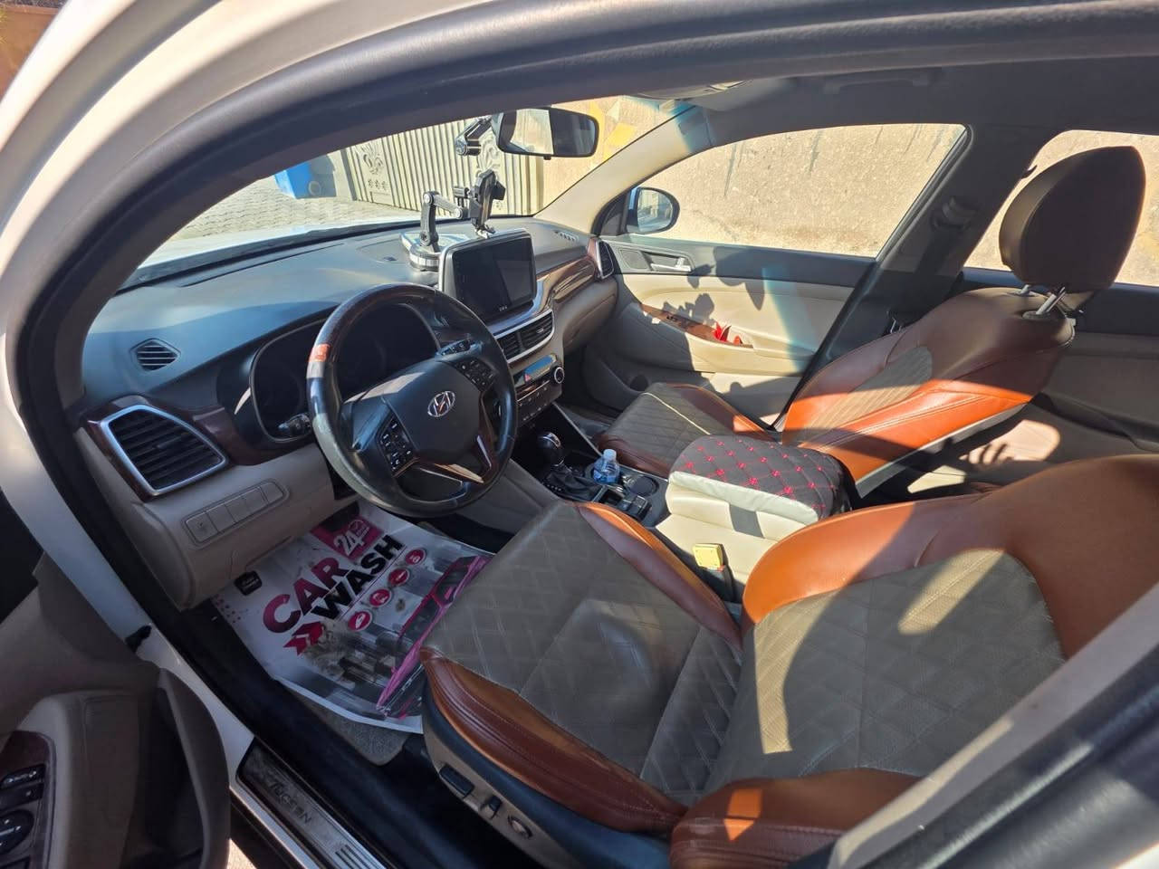 توسان  20 بغداد خليجي للبيع  فول عدا  فتحه   الملاحظات  موضحه بسونار  السياره بأسمي   السعر  ١٨٦  مكاني طارمية   *********** وتساب
