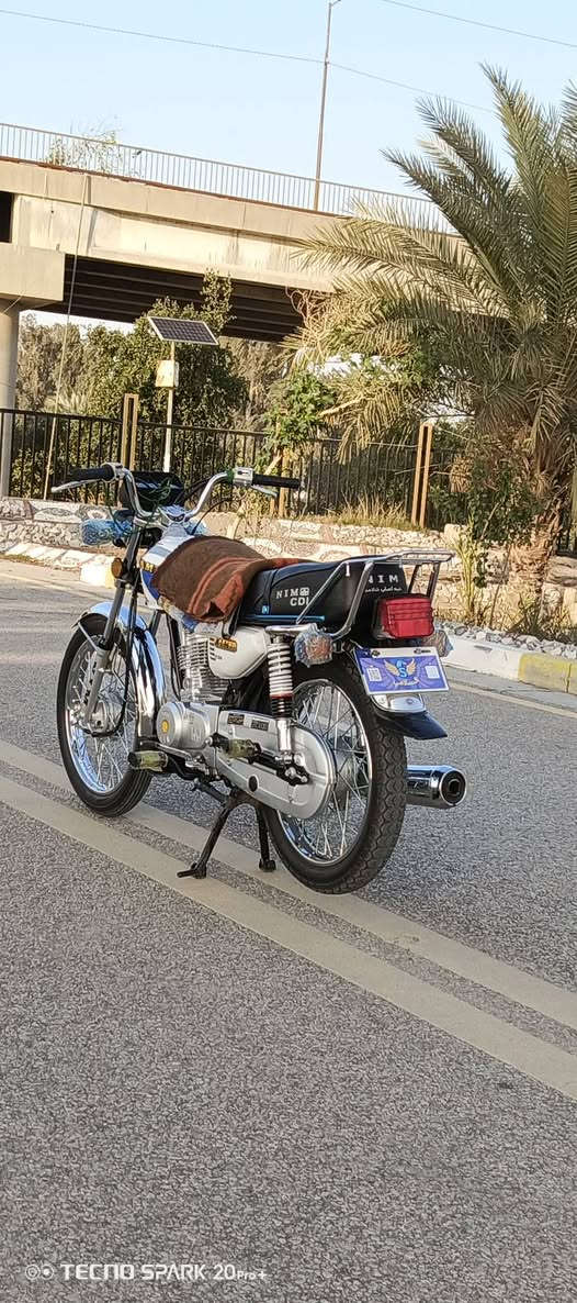 السلام عليكم ورحمه الله وبركاته 
. نامه امتياز باب اول شبة أصلي
. دراجه١ جديده شوفت عينك 
. موديل 2026 صارله شهر 
. من طالعه من الحله معرض 
. السلامي دراجه جديده بعده 
. مماشيه تجي ونشوف بعينك 
. سعرها 720 وبيه مجال بسيط 
 . الرقم أثير؟ ***********
