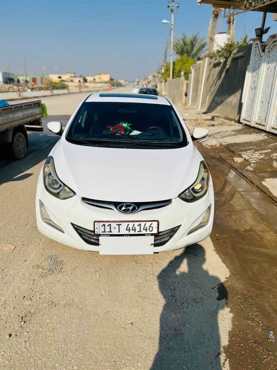 السلام عليكم النترا ٢٠١٥ امريكي  (جي دي اي) لون ابيض فول مواصفات تخم تاير حدادية خلفي وامامي جديد بصمه تحكم اشاير مري كاميرا حساسات جاهزة للأخير سيارة بيها صبغ صفحة بدون دواخل  سونار موجود بأسمي تحويل مباشر سنويه لل٢٨ للبيع السعر ١١٥ بيها مجال اذا اكو مراوس ب النترا ٢٠١٧ عادي نتفق على الفرق  *********** مكاني بابل
