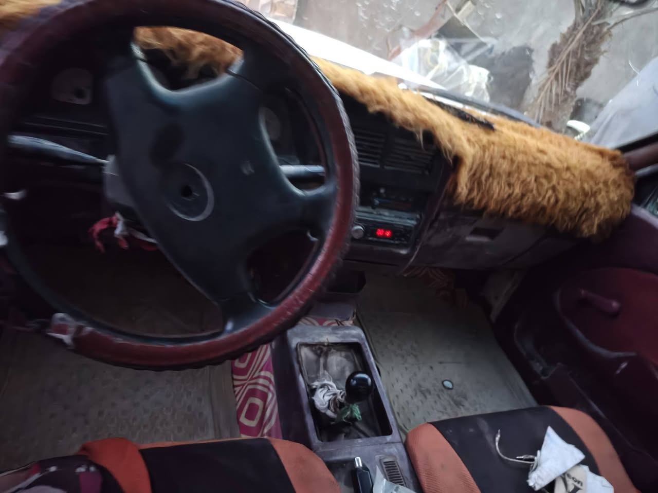 سلام عليكم خوان سيارةالبيع دير موديل2006 سيارة جاهزة رقم الماني سعر 30وبيه مجال رقم الهاتف***********
