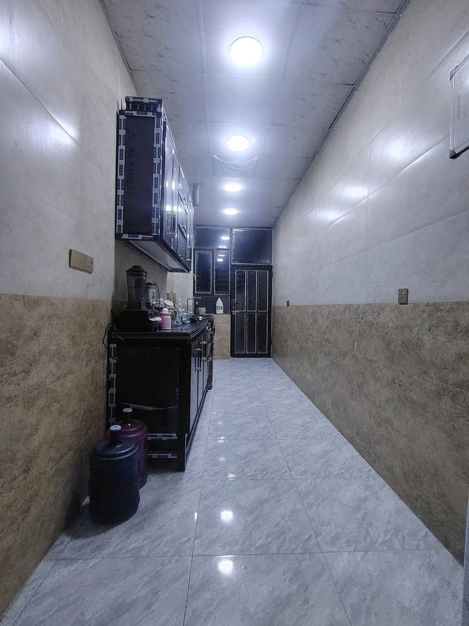 دار_للبيع مساحه 100 متر واجهه 6 وربع ونزال 16 طابو زراعي سند 25 قرار محكمه البيت طابقين الطابق الاول يحتوي على استقبال وصاله ومطبخ وصحيات ثنين الطابق الثاني يحتوي على 3 غرف نوم وصحيات ثنين
بناء 2025

السعر  : مناسب جدا 

الموقع البوعيثة العدل

للاستفسار الاتصال على ***********
