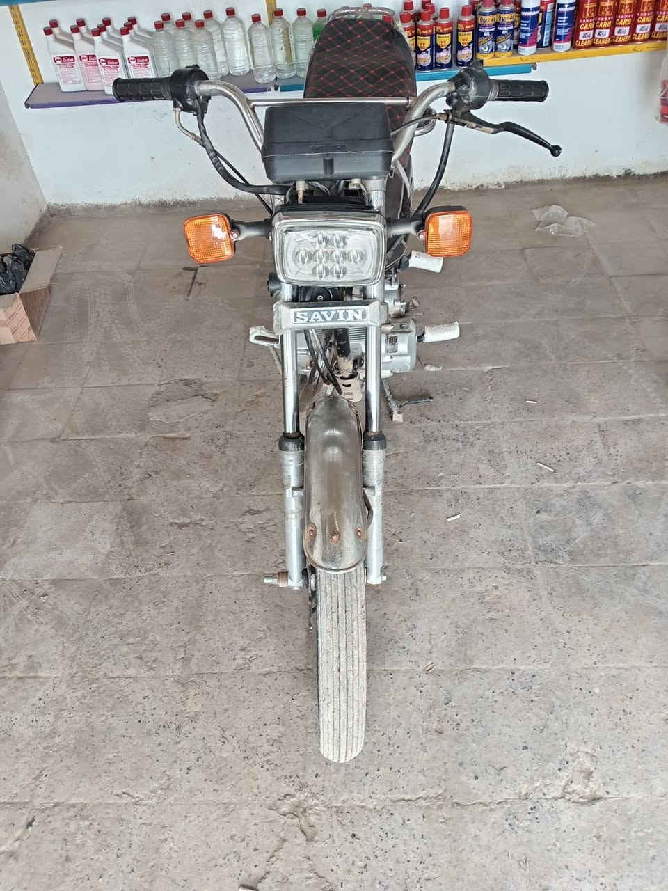 سيفان للبيع سعر 300وبي مجال مكاني الخالص الشراي يتصل ***********سلف هندر كله شغال
