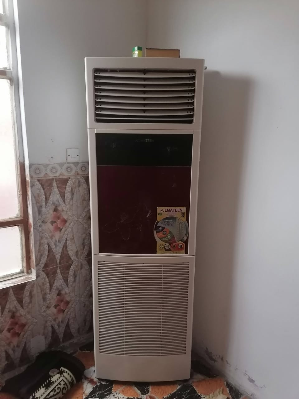 سبلت كنتوري للبيع جديد مامستعمل عوزه بس موطور غاز فقط تتفه وتبريه ١٠٠ بل ١٠٠ الاستفسار *********** او فيس
