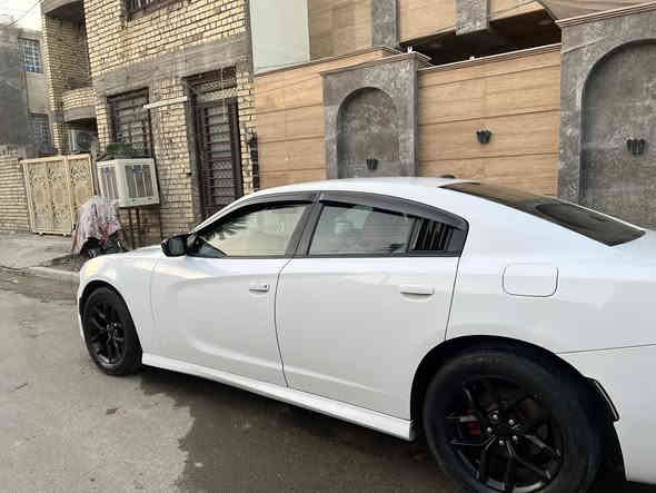 السلام عليكم 
جارجر ١٩.sxt

محرك v6

كلين وارد 🇨🇦 كندي عداد ٢٦٠ كفاله من الصبغ وتبديل 

كير محرك بشرط 

صدر ودامه كامل وجاهزه سياره جديده معنى الكلمه ستخدام شخصي 

رقم اربيل بسمي شرط التحويل 

موصفات كشنات جلد 

شفتات ستيرن 

كامره 

حساس خلفي 

تحكمات ستيرن جهتين 

كار بلي 

وباقي موصفات لsxt 

ماشيه ٨٣كم

السعر ٢٤٨

مكاني بغداد

***********
