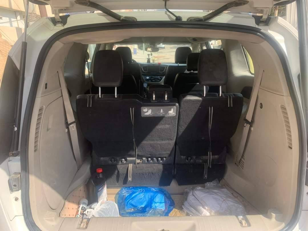 كلايسر باسفيكا موديل 2018 وارد امريكي بدون ايرباك حادث خلفي فقط مثل ما موضح بالصور فول مواصفات عدى الفتحة السقف ماشية 137 الف كم سيارة رقم بغداد باسمي الاستفسار *********** مكان سيارة بغداد شقق زيونة السعر 180 ورقة
