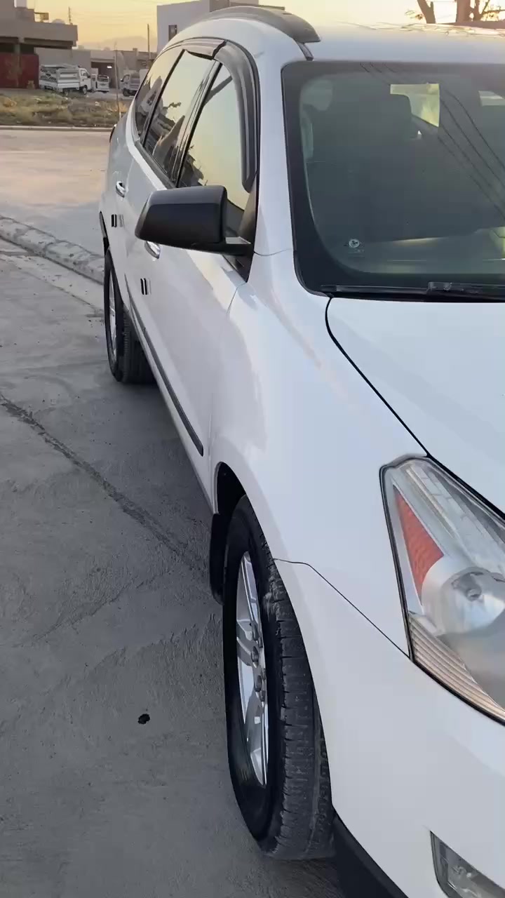 شوفرليت ترافيرس أربيل مكفولة ما عدا البونيد مبدل بدون ضرر او دواخل شرط طخم تايرات جديد محرك جديد وتبريد ثلج سعر ١١٥ يرهم مراوس أيضا بسيارة  عالية  *********** /***********   موجودة بدهوك  تريد تحويل تريد وكالة
