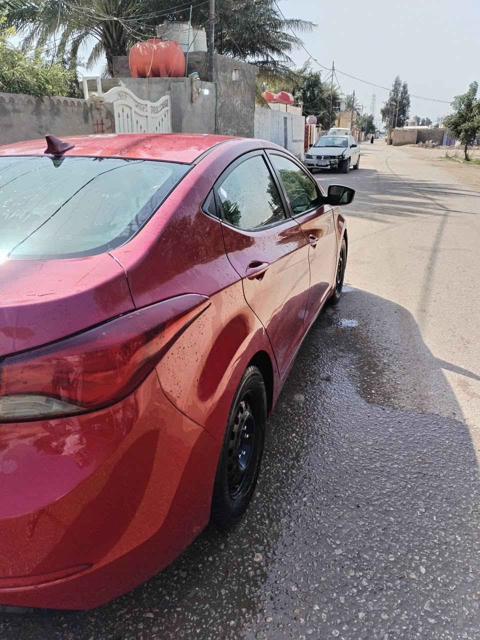 السلام عليكم
النتر موديل ١٤ اميريكي
حادثها بجم بدون دواخل
كير ومكينه خير من الله
بدون تبريد حداديه نص عمر
تايرات نص عمر
رايد مراوس بأقل منها او بيع
عارضها ب ١٠٠$
 ***********
***********
