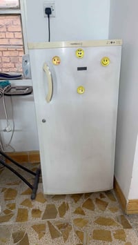 ثلاجة صغيرة • بغداد