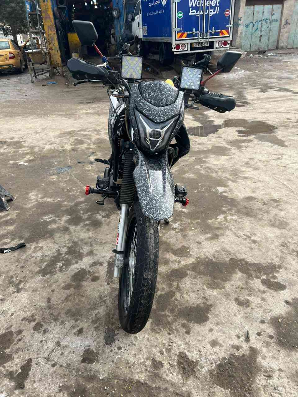 السلام عليكم
دراجة دايون قفاز محرك 200 دراجة جديدة وجاهزة رقم اربيل احولك وتطلع گبل للشغل دينار واحد ماتصرف عليهه وشم كاربون فورجت دراجة حلوة كلج جديد باتري جديد دشبول الكتروني ليزري تاير خلفي سياحي جلاتين جوبلس العنوان بغداد ***********
