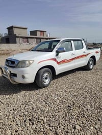 فلاونزه للبيع 2011 كير عادي شاصي 12 رقم بغداد نكليزي مكان الصويره 0783...