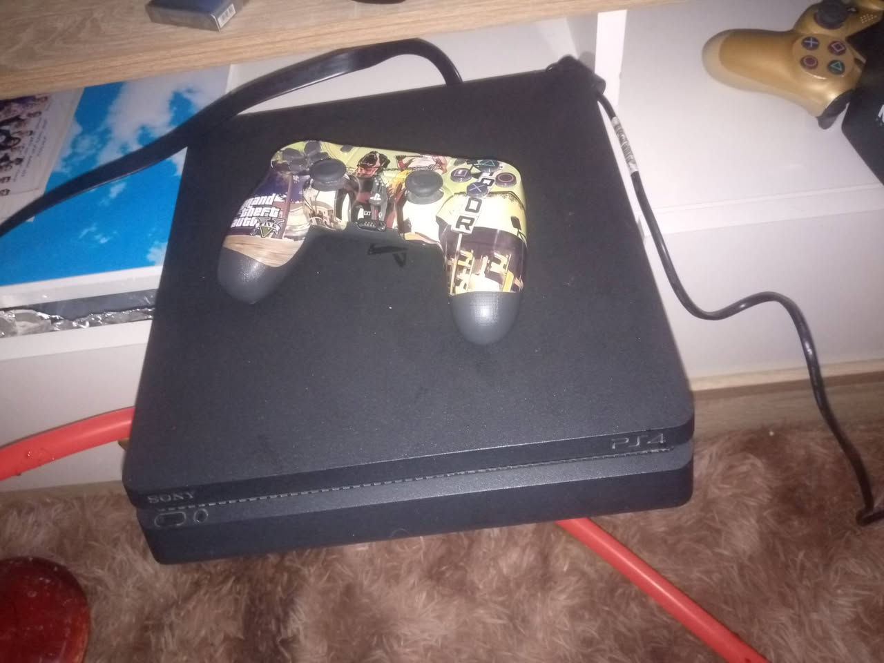 بلي فور سلم مهكر نضام 12 جوستك 2 يو بي اس +٦لعبات من ضمنهم بيس 2026 جي تي اي ليزن ديفل 
بغداد 
سعر 265 
***********
