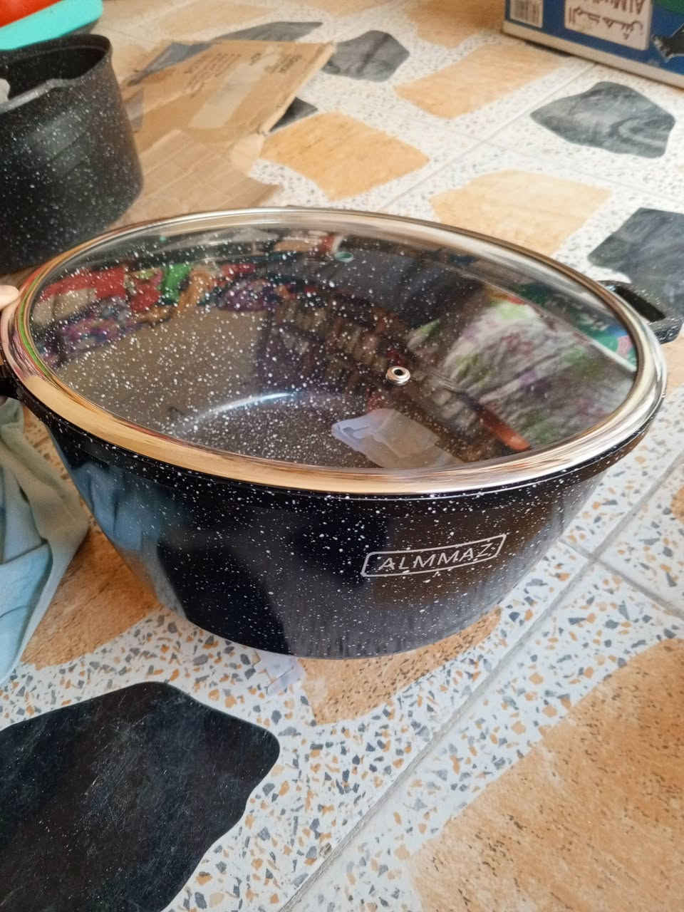 الماز قياس ال32 زيتي داخل و خارج يأخذ 3 دجاجات بس الغلك تحفة واصلي توصيل موجود


**إذا كنت صاحب هذا الإعلان وتريد حذفه لأي سبب، رجاءا أرسل رسالة إلى الدعم الفني**