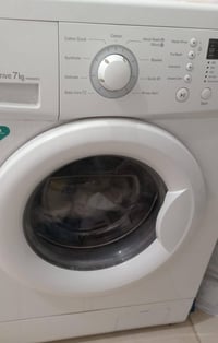 للبيع غسالة اوتماتيك ام 7 كيلو  عطل فقط بالبوربرين   07801384507