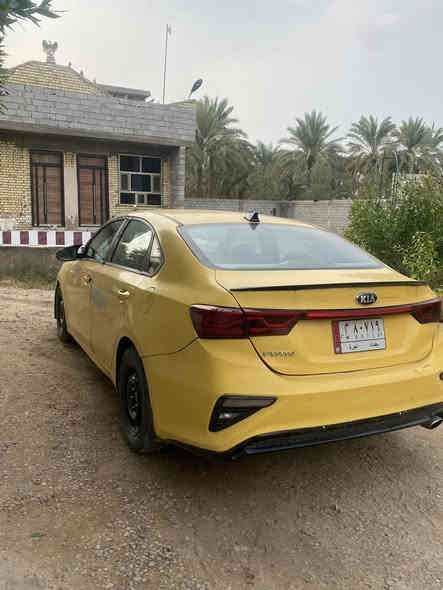 سلام عليكم فورتي 2021 وارد امريكي للبيع حادثها بل حوض مال صندوك بيها طخات قليله يعني يرادلها سمكره وصبغ تكعد سياره كير ومحرك جدد كيرها حورته ATM ومكينه لعام شديتها 
120 وبيها مجال للشراي بس لتعبني ولا اتعبك اكفلك لكير ولمحرك ولكشر كدام عينك
***********
