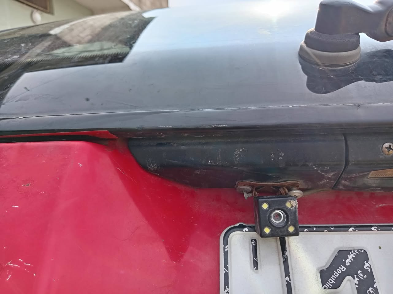 السلام عليكم
سياره نوع.       مازده ستيشن 
رقم نينوى.       مصطره أنكليزي
لون احمر.
شاشه ايباد
كامره خلفيه
طخم تاير جديد
جامات كهرب
تدفئه فول نار
كير شرط
مكينة بيها رخاوه
بس صرف ونفخ ما بيها
سيارة عل وضع الشركة مال بيت
السعر 30$ وبيها مجال لطيبين
*********** بي واتساب كمان
