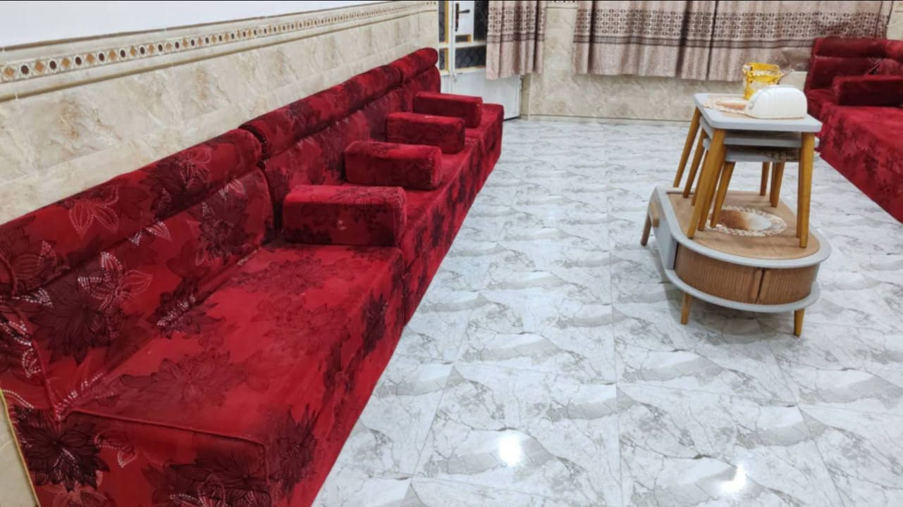تخم 10 مقاعد نضيف جدا للبيع السعر 425 وبي مجال بسيط الشراي يراسلني خاص


**إذا كنت صاحب هذا الإعلان وتريد حذفه لأي سبب، رجاءا أرسل رسالة إلى الدعم الفني**