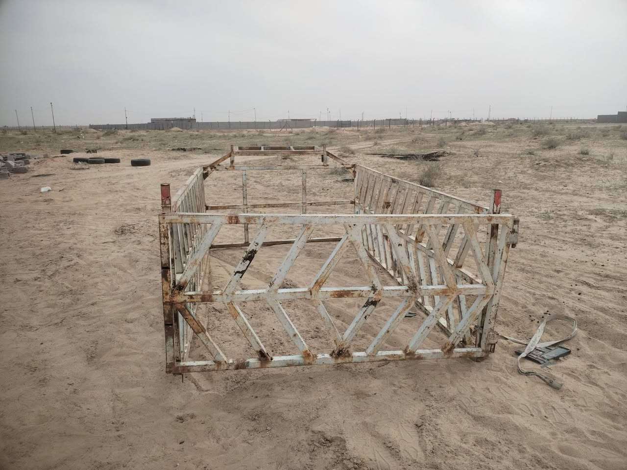 سلام عليكم ورحمة الله وبركاته محجر مل كيه بنكو سعر ١٧٥الف به مجال مكان بصره ام قصر *********** ***********
