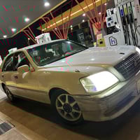 تويوتا كراون • ٢٠٠٢ • اصفر